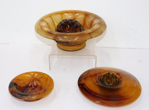 Lot 216 - 3 x Art Deco Davidson Amber Cloud Glass bowls floats, 2 with frogs