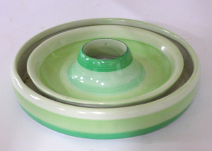 Lot 226 - English 1920s - 30s Art Deco Harmony China - Green circular float bowl