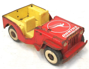 Lot 118 - Vintage Wyn-Toy Playmatic Metal Jeep w Qantas Sticker To Bonnet