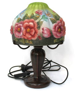 Lot 22 - Tiffany Style Lamp w hand painted glass shade Lot 22 - Tiffany Style Lamp w hand painted glass shade