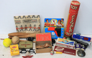 Lot 59 - Vintage & Modern Toys & Packaging inc Vegemite Playing Cards, Lot 59 - Vintage & Modern Toys & Packaging inc Vegemite Playing Cards,