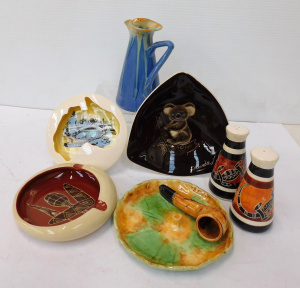 Lot 128 - Group lot of Australian Pottery inc Huntley novelty ash tray, Remued B Lot 128 - Group lot of Australian Pottery inc Huntley novelty ash tray, Remued B