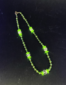 Lot 160 - Vintage Glass & Uranium glass necklace - Green, amber & clear