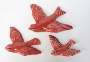 Lot 173 - Set of Three Vintage Japanese Swallow flying Bird Wall Plaques - Burgu Lot 173 - Set of Three Vintage Japanese Swallow flying Bird Wall Plaques - Burgu