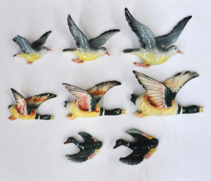 Lot 190 - Group lot of Vintage Japanese Flying Bird Wall Plaques inc Set of 3 Gr