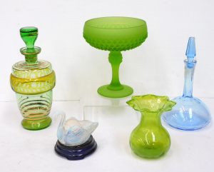 6 pces Vintage Art Glass inc French Sabino Opalescent Swan, Dark Blue stepped gl