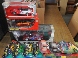 Boxed & Carded Model & Diecast Cars incl Boxed Hot Wheels Tuner, Carded