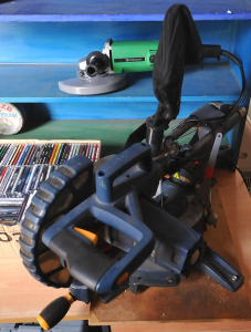 Lot 28 - 2 x Electric Power Tools incl Hitachi 230mm Circular Disc Saw & GMC