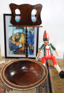 Lot 31 - 4 pces inc Large carved Tribal Bowl with MOP decoration, Hand carved &a Lot 31 - 4 pces inc Large carved Tribal Bowl with MOP decoration, Hand carved &a