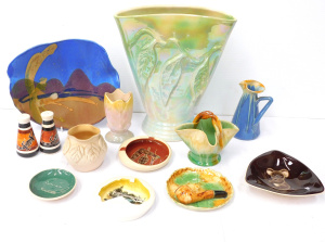 Lot 125 - Group vintage Australian Pottery inc Lge Kerryl fan shaped lustre vase