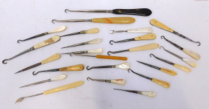 Lot 165 - Group lot of vintage Button Hooks & sewing tools inc Mother of Pea Lot 165 - Group lot of vintage Button Hooks & sewing tools inc Mother of Pea