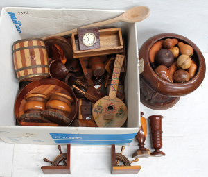 Lot 24 - Box Lot of Decorative Native Wood Items inc Carved Fruit, Bookends, Vas Lot 24 - Box Lot of Decorative Native Wood Items inc Carved Fruit, Bookends, Vas