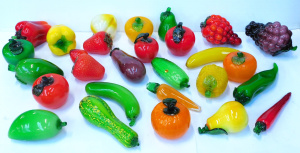 Lot 65 - Large Group lot Hand Blown glass Fruit & Vegetables - Italian &