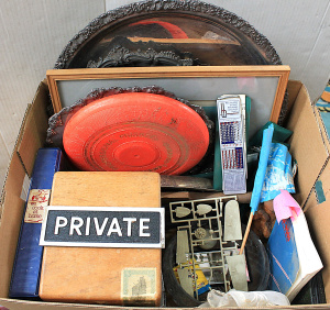 Lot 67 - Box Lot of Vintage Items inc EPNS Platters & Mirror, HH Webb metal Lot 67 - Box Lot of Vintage Items inc EPNS Platters & Mirror, HH Webb metal