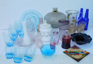 Lot 101 - Group lot of Vintage Coloured glass inc Bagley Black Snowflake bowl Pe