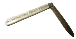Lot 190 - Circa 1922 Walker and Hall Fruit Knife with Hmarked Sterling silver bl