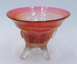 Lot 204 - Australian Art Glass Tri footed Bowl - Pink & Peach - with clear e Lot 204 - Australian Art Glass Tri footed Bowl - Pink & Peach - with clear e