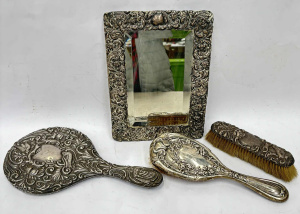 Lot 218 - 4 x pces c1900 S Silver - hand mirror, hair, clothes brushes & mir
