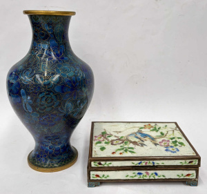 Lot 219 - 2 x pces - Chineses vintage wooden lined cloisonne & enamel box m Lot 219 - 2 x pces - Chineses vintage wooden lined cloisonne & enamel box m