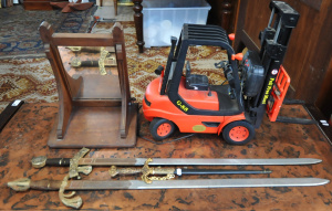 Lot 16 - Group lot Mixed items - Decorative 1970s Wall Swords, small Mirrored wo