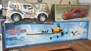 Lot 41 - 3 x Boxed Scale Model Vehicles incl Guanli ME-109 RC Aeroplane, !9 Scal Lot 41 - 3 x Boxed Scale Model Vehicles incl Guanli ME-109 RC Aeroplane, !9 Scal