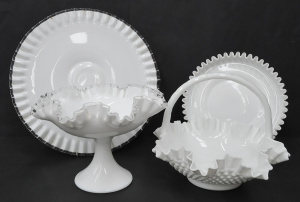 Lot 135 - 4 x larger sized Vintage Fenton Milk Glass Items inc, footed comport,