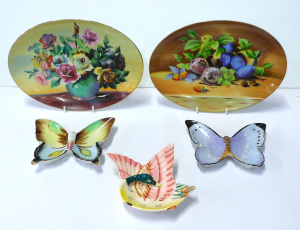 Lot 159 - Small lot - Kitsch Japanese Ceramics - Pair H Painted 'Still Life' Ova