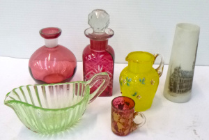 Lot 166 - Group lot Victorian and Uranium Glass inc, Bohemia ruby & gilt liq Lot 166 - Group lot Victorian and Uranium Glass inc, Bohemia ruby & gilt liq