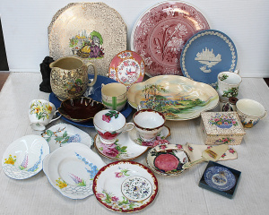 Lot 174 - Group lot Quality English China inc Royal Albert, Maling, Wedgwood Jas