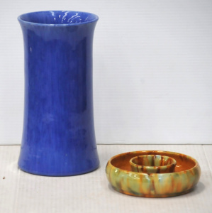 Lot 233 - 2 x Pieces Vintage Australian Pottery incl Blue Fowler Vase & Camp