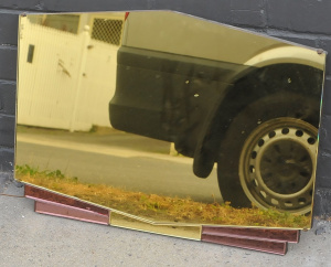 Lot 1 - Vintage c1930s Art Deco Mirror - yellow tinge w Amethyst Coloured sectio Lot 1 - Vintage c1930s Art Deco Mirror - yellow tinge w Amethyst Coloured sectio