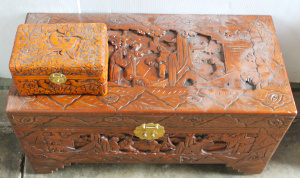 Lot 7 - Lot of 2x Vintage Carved Camphorwood Boxes Trinket Box & Large Trunk Lot 7 - Lot of 2x Vintage Carved Camphorwood Boxes Trinket Box & Large Trunk