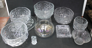Lot 64 - 10 Pieces of Scandinavian Glass Inc Kosta Boda and Orrefors