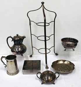 Lot 117 - Lot of EPNS Inc Australian Plate Stand and Bowl and Sheffield Glass Bo Lot 117 - Lot of EPNS Inc Australian Plate Stand and Bowl and Sheffield Glass Bo