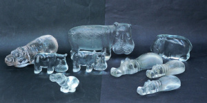 Lot 122 - Group lot vintage Scandinavian Glass Hippos inc Kosta Boda Flat Back M