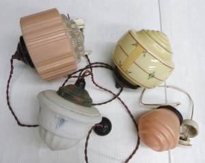 Lot 135 - 4 x Vintage Art Deco Ceiling Light Shades complete with galleries inc,