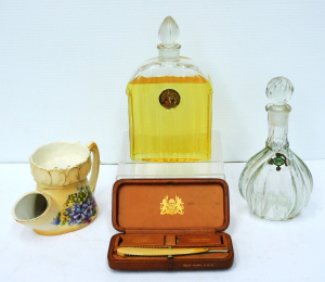 Lot 144 - Group lot vintage Mens Toiletry items inc Large Yardley London Lavende