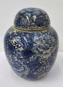 Lot 155 - Large vintage Ceramic Ginger Jar - Hand painted Blue & White Flora