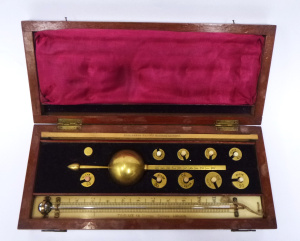 Lot 166 - Victorian boxed Hydrometer Set by TO Blake of Hatton Garden London Lot 166 - Victorian boxed Hydrometer Set by TO Blake of Hatton Garden London