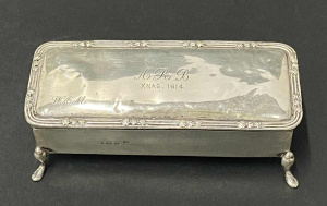 Lot 170 - c1912 Hallmarked Birmingham Lidded footed Oblong Ring Box - Monogramme Lot 170 - c1912 Hallmarked Birmingham Lidded footed Oblong Ring Box - Monogramme