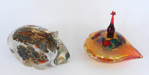 Lot 194 - 2 pces Australian Glass in Richard Clements Perfume Bottle with fitted Lot 194 - 2 pces Australian Glass in Richard Clements Perfume Bottle with fitted