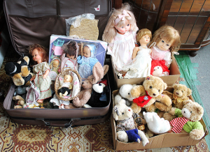 Lot 15 - 3 x Boxes Kids Dolls, Soft Toys, Bears & Accessories inc Hard Plas