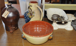 Lot 49 - 4 x Pieces of Mixed Items incl Bendigo Pottery Wine Barrell, 2 x French Lot 49 - 4 x Pieces of Mixed Items incl Bendigo Pottery Wine Barrell, 2 x French
