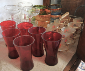 Lot 79 - Group Lot of Assorted Glasses incl Cocktail Glasses, Red Glass Drinking Lot 79 - Group Lot of Assorted Glasses incl Cocktail Glasses, Red Glass Drinking