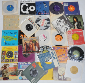 Lot 85 - Box lot of Mixed Vintage 45rpm Vinyl Singles incl The Good The Bad &