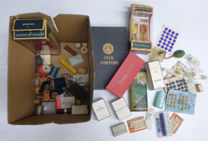 Lot 86 - Box Lot of Ladies Vintage Items inc, Perfume bottles, Atomisers and pa Lot 86 - Box Lot of Ladies Vintage Items inc, Perfume bottles, Atomisers and pa