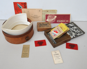 Lot 154 - Vintage Leather Collar Box w White Collars & Small Tin w Assorted