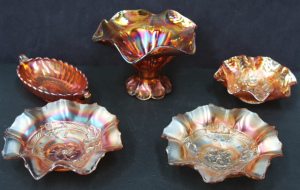 Lot 172 - Lot of Vintage Marigold Carnival Glass inc Pair of Apple Blossom Patte Lot 172 - Lot of Vintage Marigold Carnival Glass inc Pair of Apple Blossom Patte
