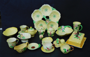 Lot 230 - Large Group vintage Carlton Ware - yellow glaze inc Apple Blossom Lidd