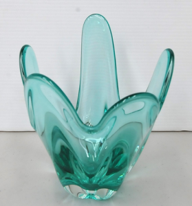 Lot 232 - Japanese Art Glass Splash Vase Approx 19cm H Lot 232 - Japanese Art Glass Splash Vase Approx 19cm H